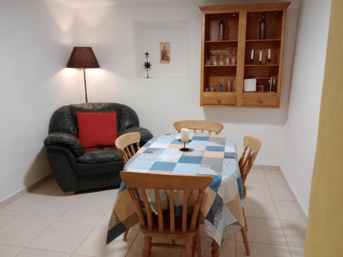 Casa En La Plaza, Hinojares - Ideal For Exploring The Area Kültér fotó